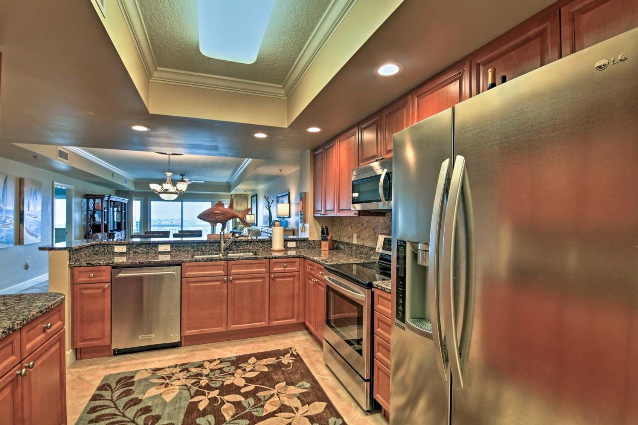Beachfront Destin Condo With Pool And Harbor View! Exteriör bild